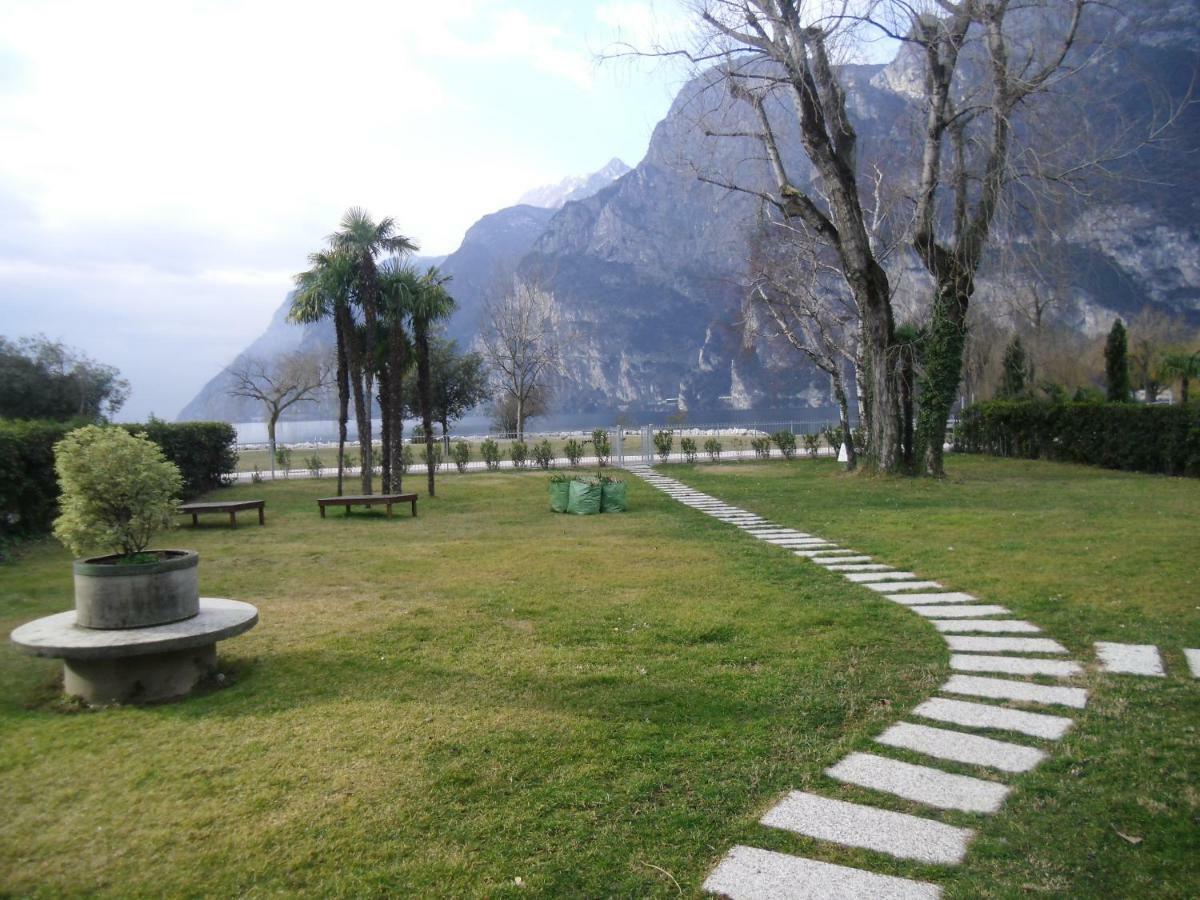 Garda Blu Apartment Riva del Garda Extérieur photo